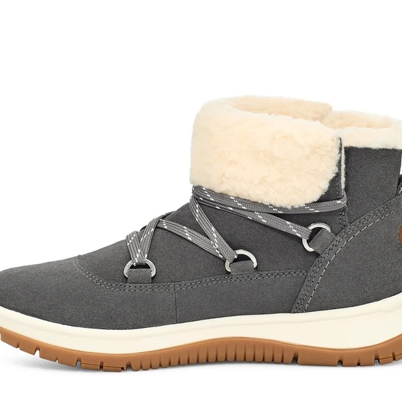 UGG Lakesider Heritage Waterproof Bootie - Picture 6 of 6